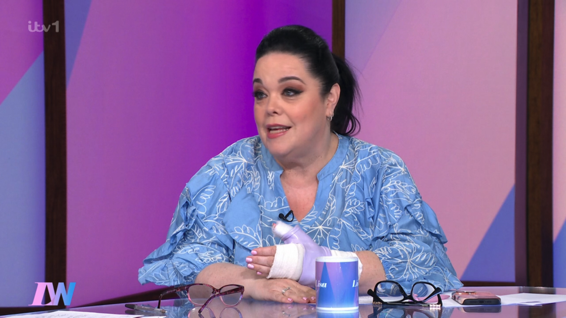 Lisa Riley with her arm in plaster on Loose Women