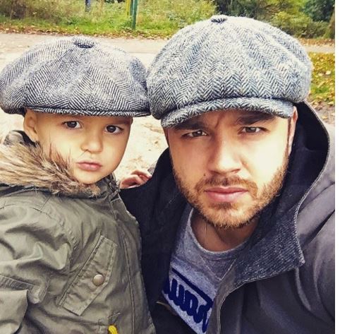 Instagram @adamthomas21