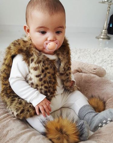Instagram @chelseehealey