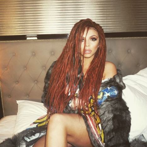 Instagram @jesynelson