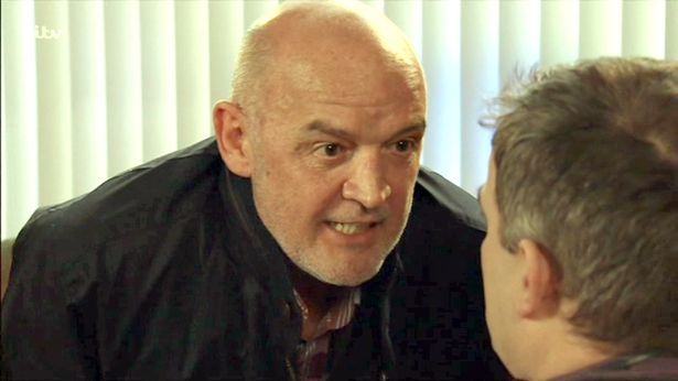 Coronation Street's Pat Phelan issues chilling threat to kill Steve McDonald
