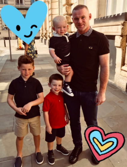Twitter @coleenroo