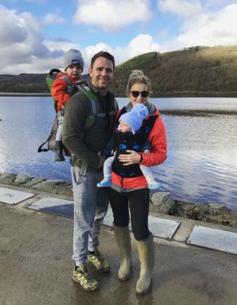 Instagram @helenskelton
