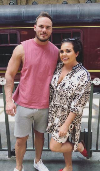 Scarlett Moffatt and Lee Wilkinson in Saturday Night Takeaway