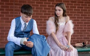 Sarah Sugden attends the school dance, Emmerdale