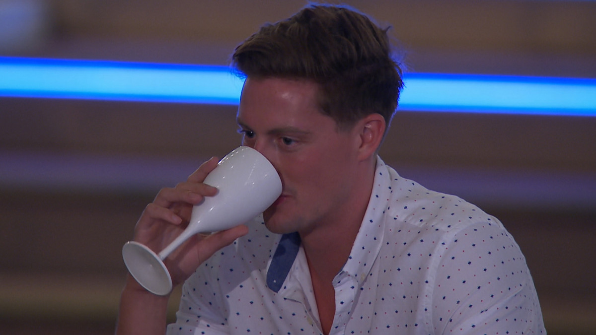 Love Island's Alex and Ellie