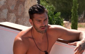 Love Island's Adam apologises to Rosie