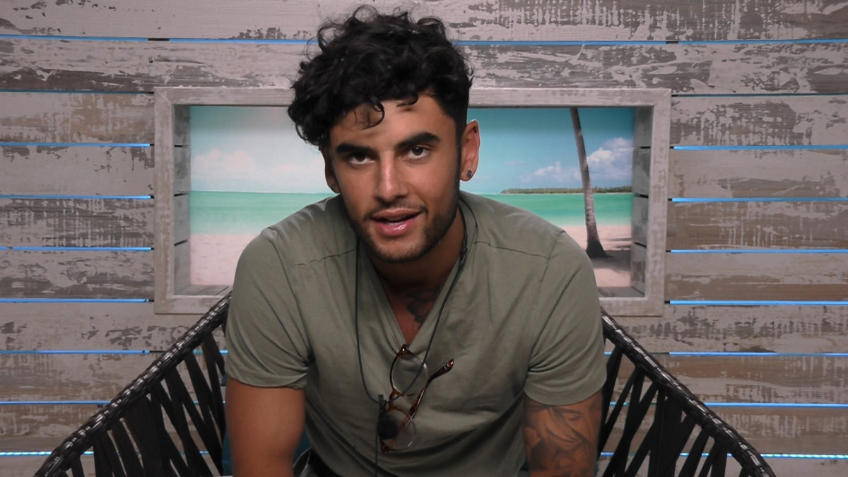 Love Island's Niall Aslam and Georgia Steel on first date