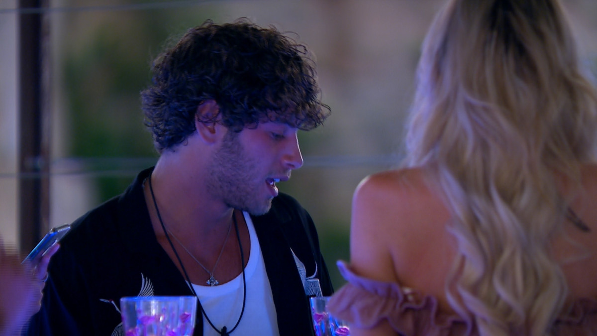 Love Island's Eyal
