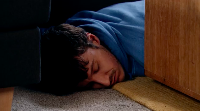 Ryan Connor attacked by Sarah Platt in Coronation Street