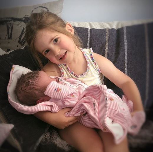 Ella Osborne and sister Mia