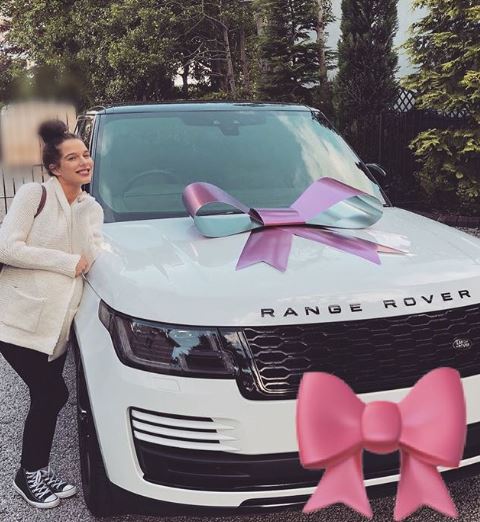 Helen Flanagan gets a car as a push present