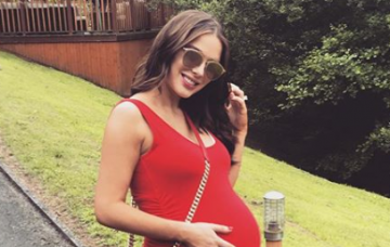 Helen Flanagan pregnant (Credit: Instagram)