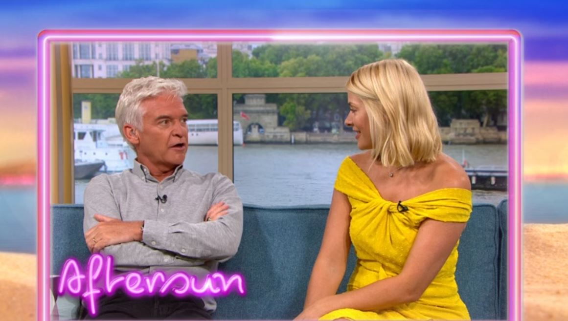 Holly Willoughby begs to appear on Love Island during chat on This Morning