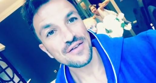 Peter Andre records message as Princess and Emily play around in background