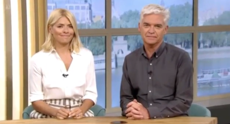 Holly Willoughby and Phillip Scofield on This Morning (Credit: ITV)