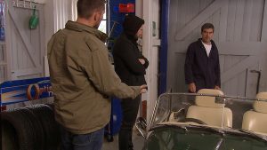 Cain confronts Ross in Emmerdale