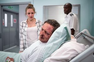 Kayla disowned her dad Coronation Street