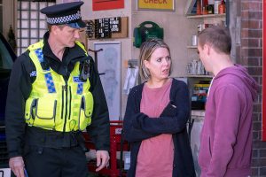 Abi accused of tampering with car Coronation Street 