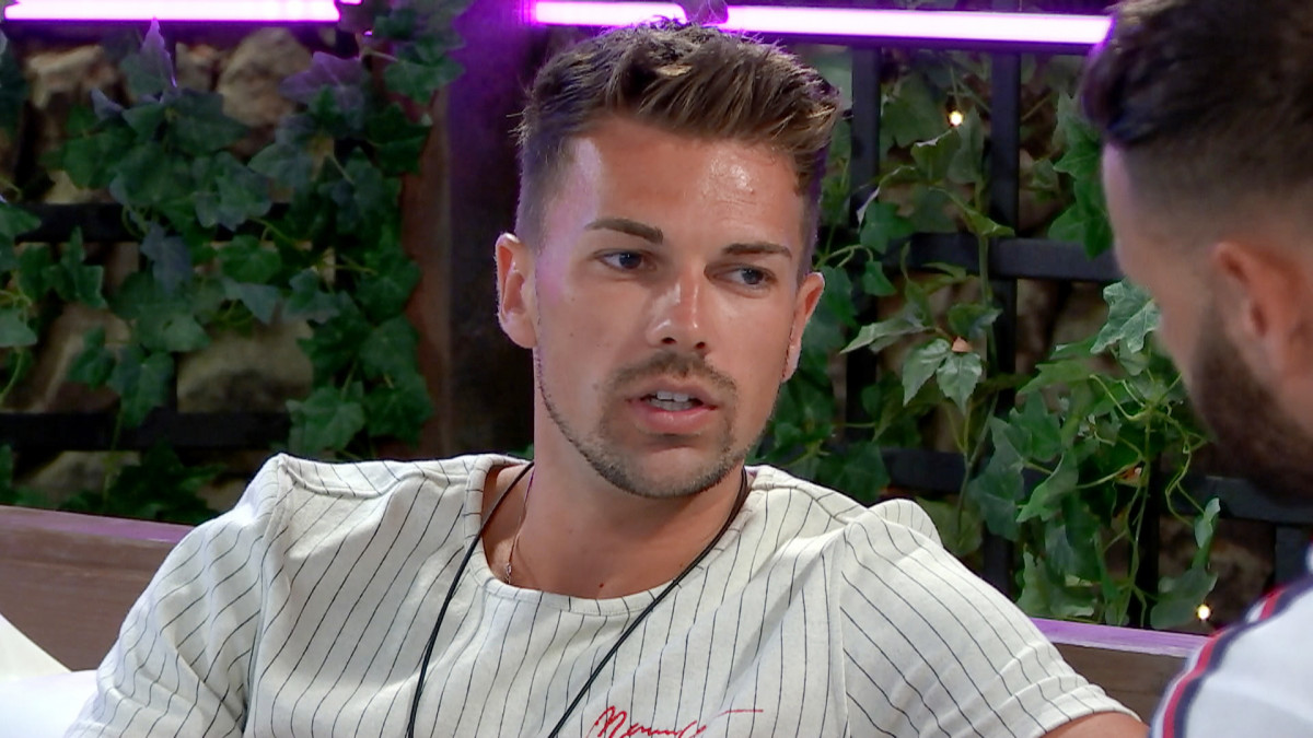 Love Island's Kieran talks to Sam