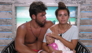 Love Island (Credit: ITV2)