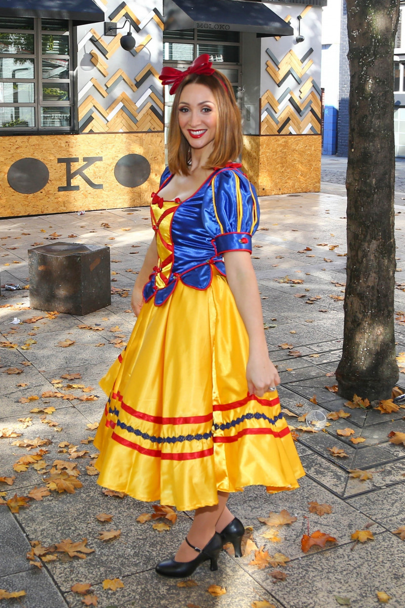 Lucy Jo Hudson Attend Photocall For Snow White Panto At The St Helens Theatre