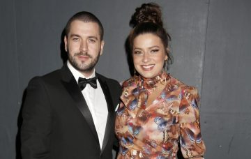 Sophie Austin Shayne Ward Flynet
