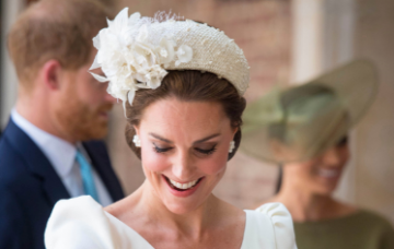 Kate arrives at Louis' christening
