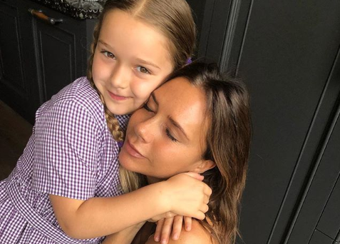 Victoria and Harper Beckham (Credit: Instagram)