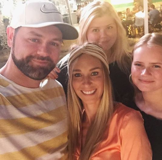 Brian McFadden with girlfriend and daughters