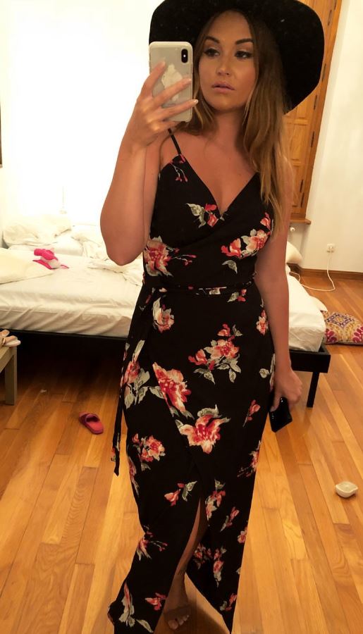 Jacqueline Jossa on holiday with her daughters