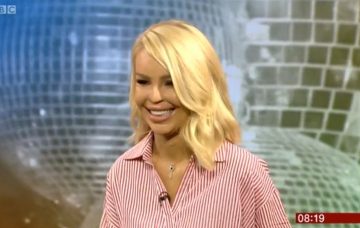 Katie Piper signs for Strictly