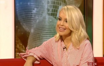 Katie Piper signs for Strictly