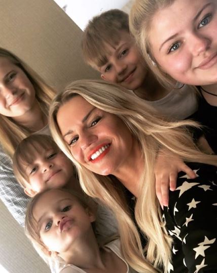 Kerry Katona with her children as Heidi auditions for The Voice