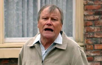 Coronation Street's Roy Cropper swindled by Jude Appleton