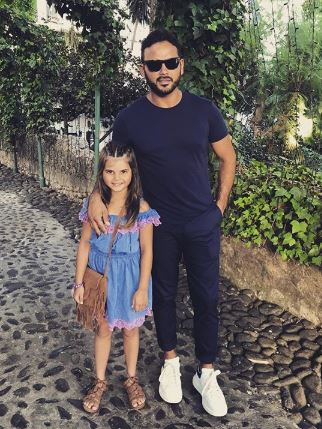 Ryan Thomas and daughter Scarlett