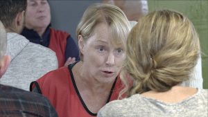 Gina has been trying to support her sister Sally while she's in jail (Credit: ITV)