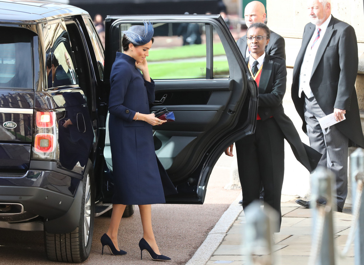 Meghan, Duchess of Sussex arrives ahead of the wedding of Princess Eugenie of York to Jack Brooksbank at Windsor Castle on October 12, 2018 in Windsor, England. (Photo by Gareth Fuller - WPA Pool/Getty Images)