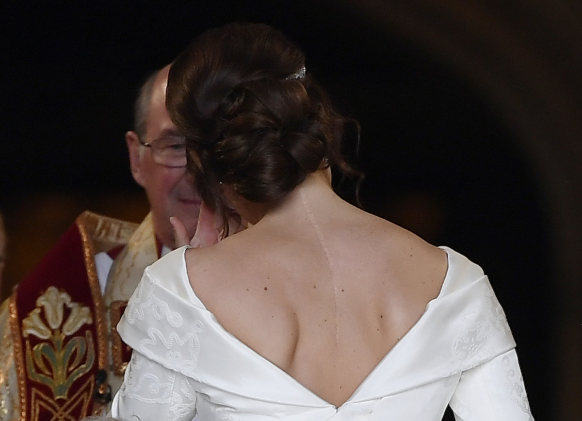 Princess Eugenie of York arrives at St George's Chapel for her wedding to Jack Brooksbank in Windsor Castle on October 12, 2018 in Windsor, England. (Photo by Toby Melville - WPA Pool/Getty Images)