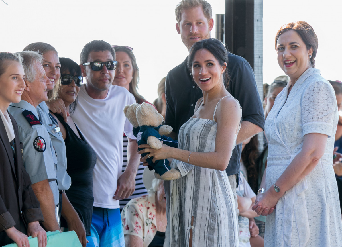  The Duke and Duchess of Sussex, Prince Harry and Meghan Markle, meet the locals on Fraser Island