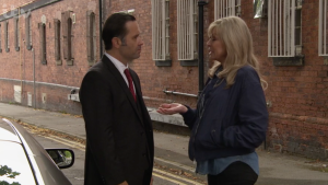 Graham meets Kim from prison in Emmerdale 