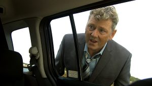 Daz gets caught as he tries to flee Emmerdale 