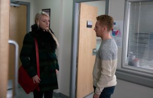 Chesney steals from Dev to help save Sinead in Coronation Street 