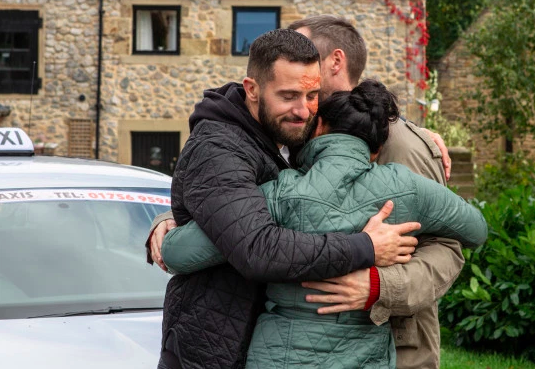 Emmerdale fans sob as Ross Barton leaves the village