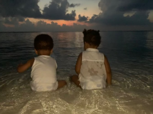 The twins on the beach in Mumbai