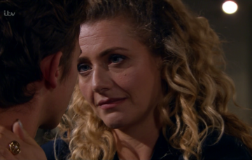 Maya Jacob kiss Emmerdale