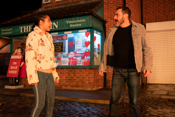 Peter and Asha talk in Coronation Street 