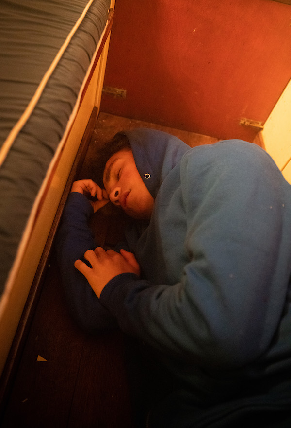 Simon in danger in Coronation Street 