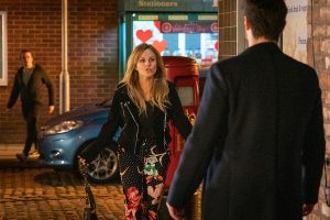 Adam and Sarah argue, Seb goes to help in Coronation Street 