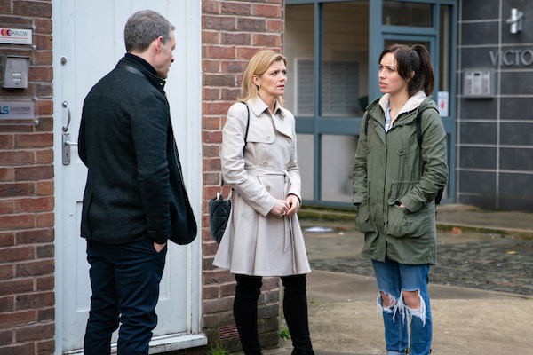 Shona and Nick argue in Coronation Street 